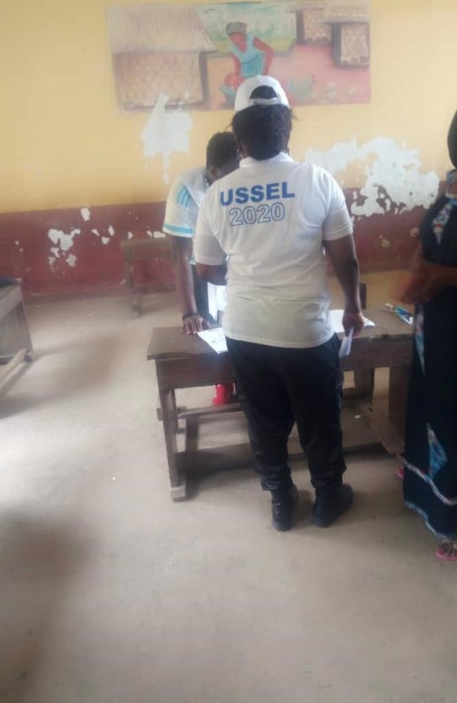 Un membre de l’Unité Spéciale de Sécurisation des Élections (USSEL)