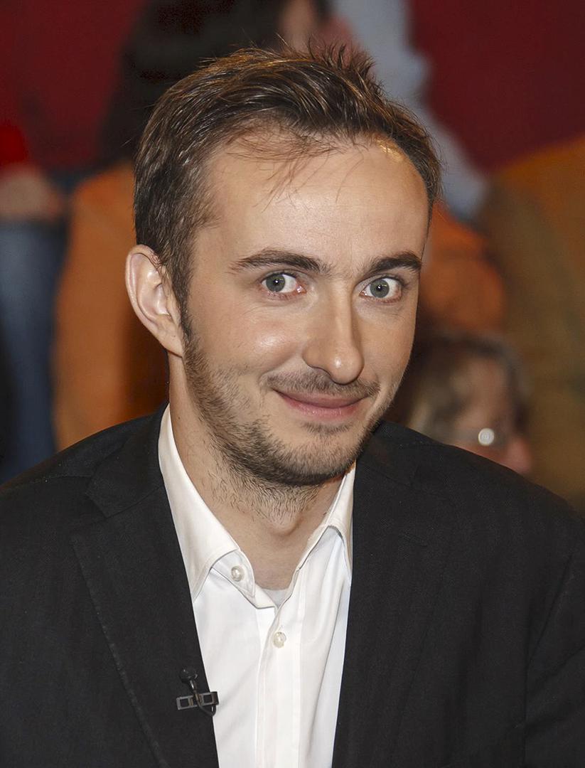 2016-4-eca-boehmermann
