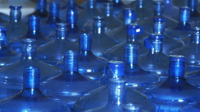 Water jugs in the community water center in Grassy Narrows, Canada. April 13, 2016. © 2016 Human Rights Watch