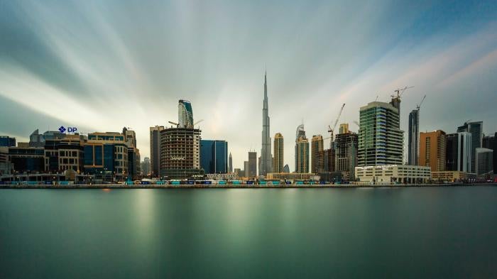 201911mena_uae_skyline