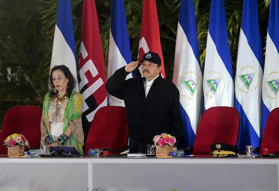 Nicaragua's President Daniel Ortega greets soldiers during the oath of the Commander in Chief of the Nicaraguan army General Julio Cesar, at the Revolution square in Managua, Nicaragua February 21, 2020.