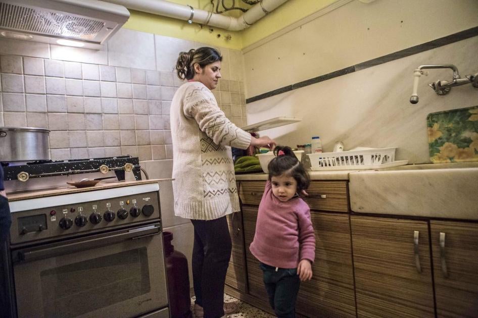 Sunday in the kitchen of the temporary accommodation provided for Falak and her children in Aigaleo. © 2017 Anna Pantelia