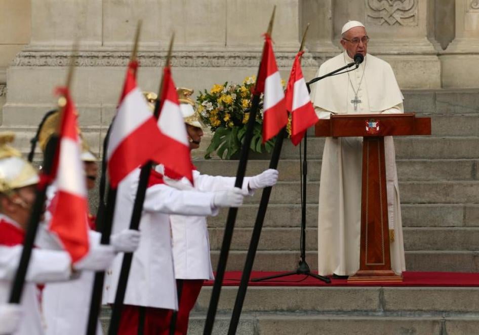 Pope Francis addresses the audience outside the presidential palace in Lima, Peru January 19, 2018. 