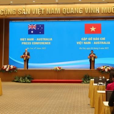 Australian Prime Minister Anthony Albanese and Vietnamese Prime Minister Pham Minh Chinh give joint statements after holding a bilateral meeting in Hanoi, Vietnam, June 4, 2023. 