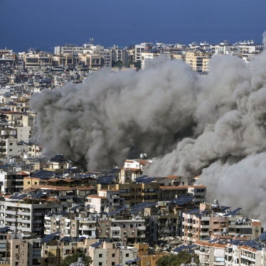  Smoke rises after an Israeli airstrike on Dahiyeh, in the southern suburb of Beirut, Lebanon, November 12, 2024. 