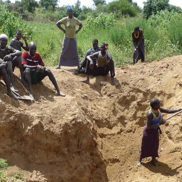 Artisanal miners in Lopedo, Kaabong, look for gold in deep trenches and pits. Artisanal mining is a key source of income for many communities in Karamoja during the dry season.