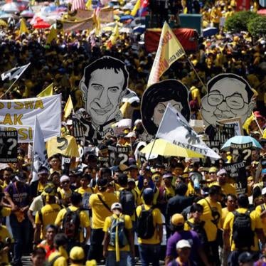 Pro-democracy group Bersih stages anti-corruption protest, calling for Malaysian Prime Minister Najib Razak to resign, in Kuala Lumpur, November 19, 2016. 