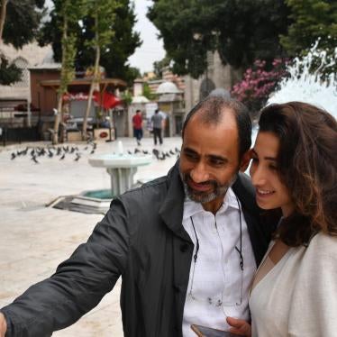 Walid al-Fitaihi, with his daughter Mariam, whom Saudi authorities have placed under a travel ban since 2017. 