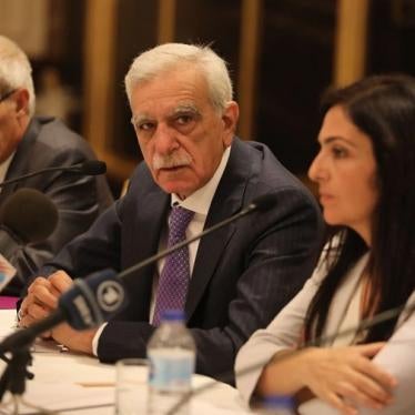 Dismissed Peoples’ Democratic Party (HDP) mayors Adnan Selçuk Mızraklı, Ahmet Türk, and Bedia Özgökce Ertan speak at a press conference in Istanbul. 